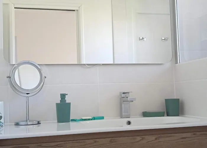 Casa de Férias Maison Cosy, Renovee, Proche Et Centre, Jardin, Animaux Bienvenus - Fr-1-652-19